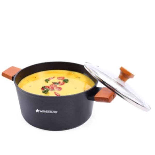 Wonderchef Caesar Forged Pans Casserole with  Lid