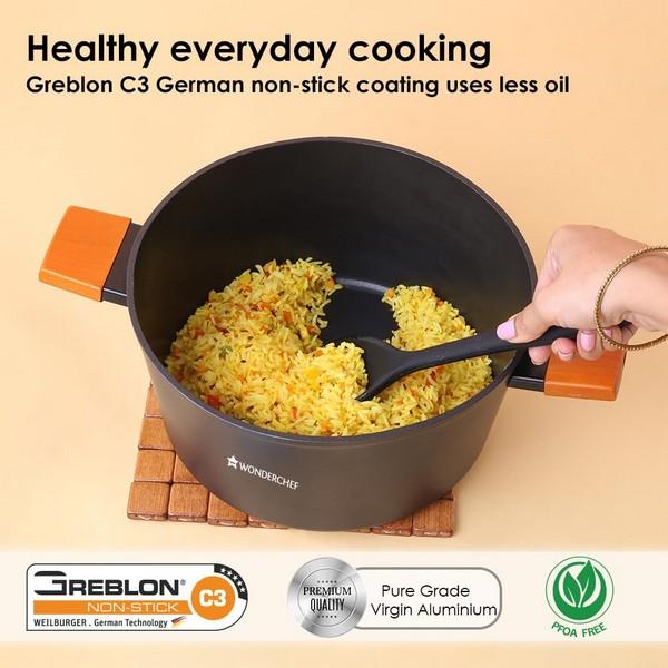 Wonderchef Caesar Forged Pans Casserole with  Lid